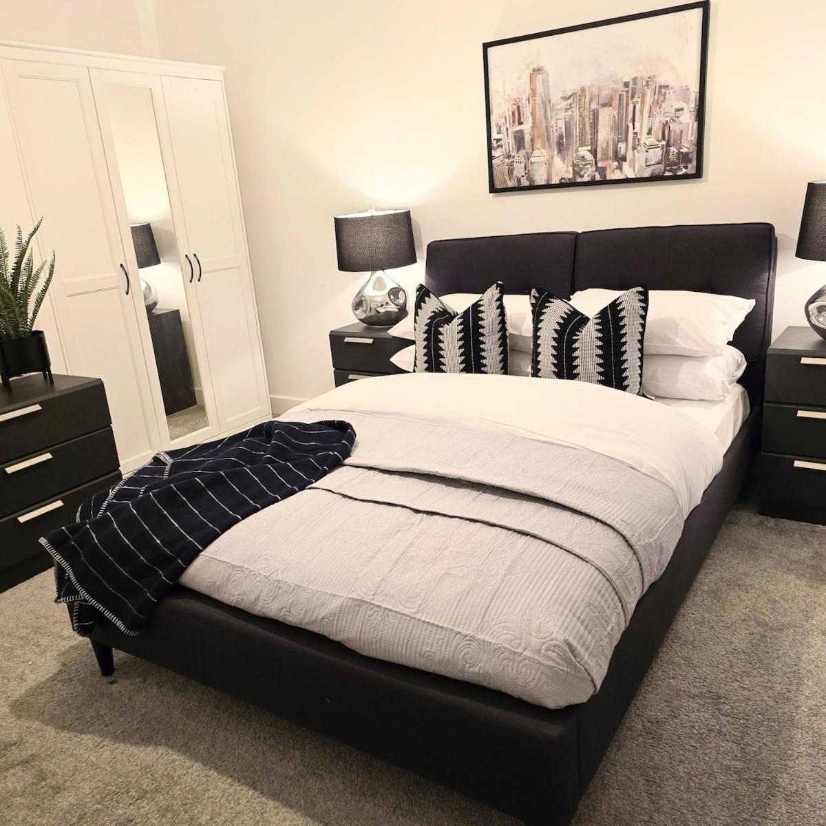 Apartment Luxury Flat In West Midlands *