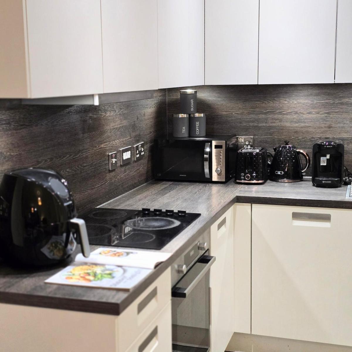 Luxury Flat In West Midlands Apartment *